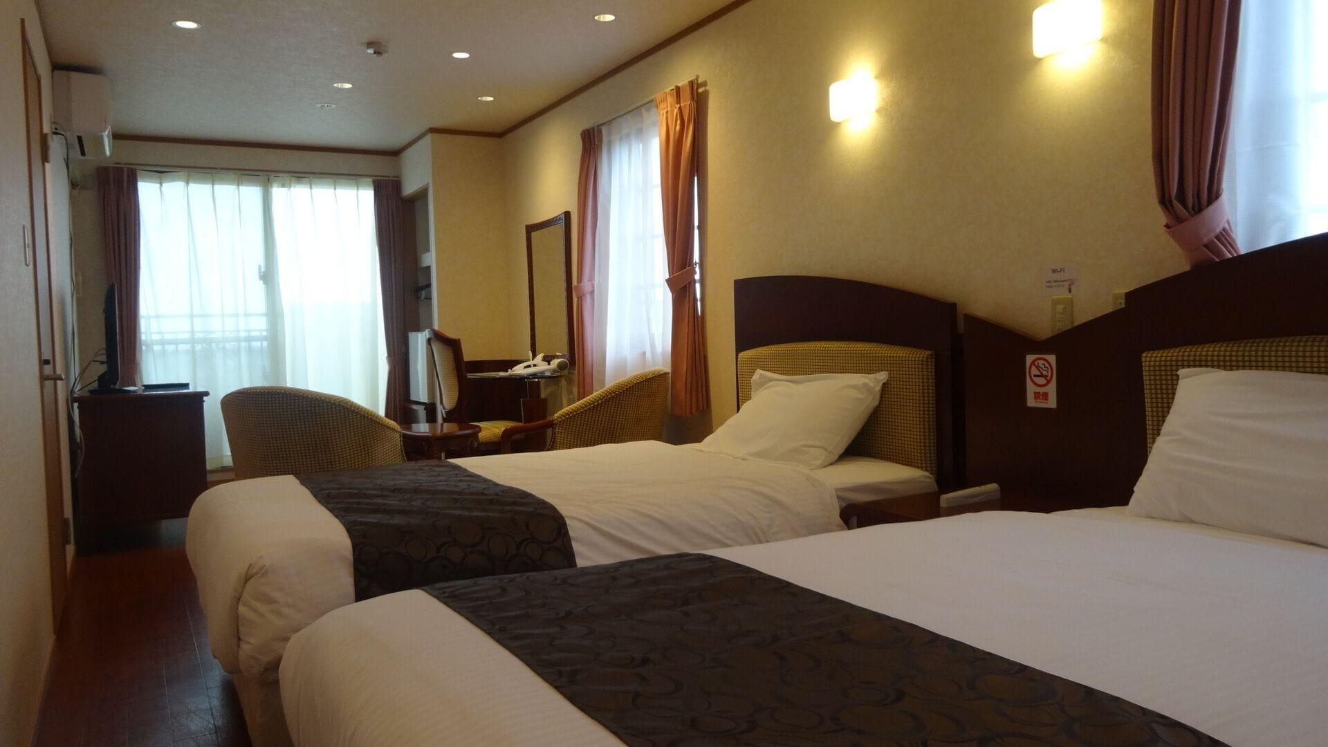 Hotel Castlevillage Miyakojima Eksteriør billede
