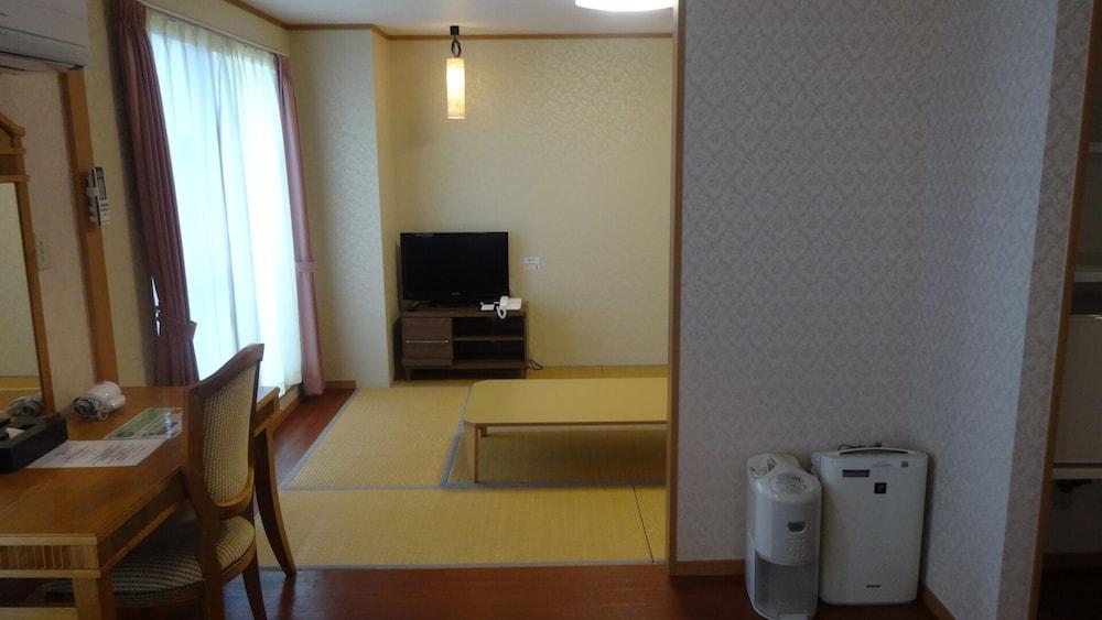 Hotel Castlevillage Miyakojima Eksteriør billede