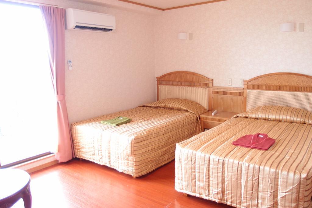 Hotel Castlevillage Miyakojima Værelse billede