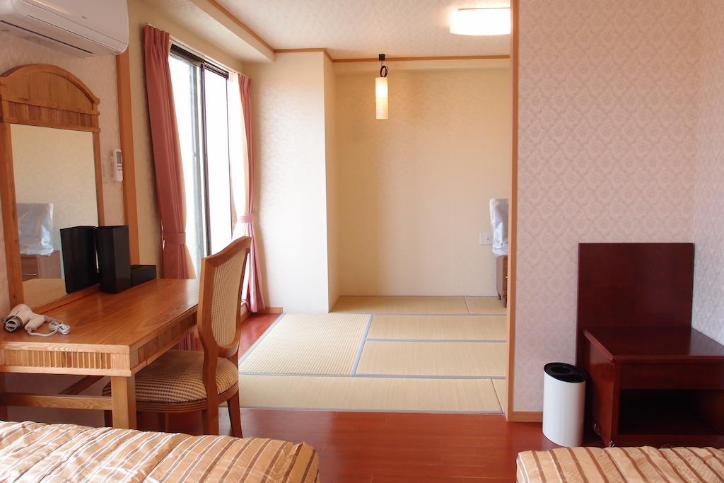 Hotel Castlevillage Miyakojima Værelse billede