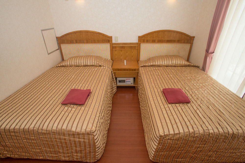 Hotel Castlevillage Miyakojima Eksteriør billede